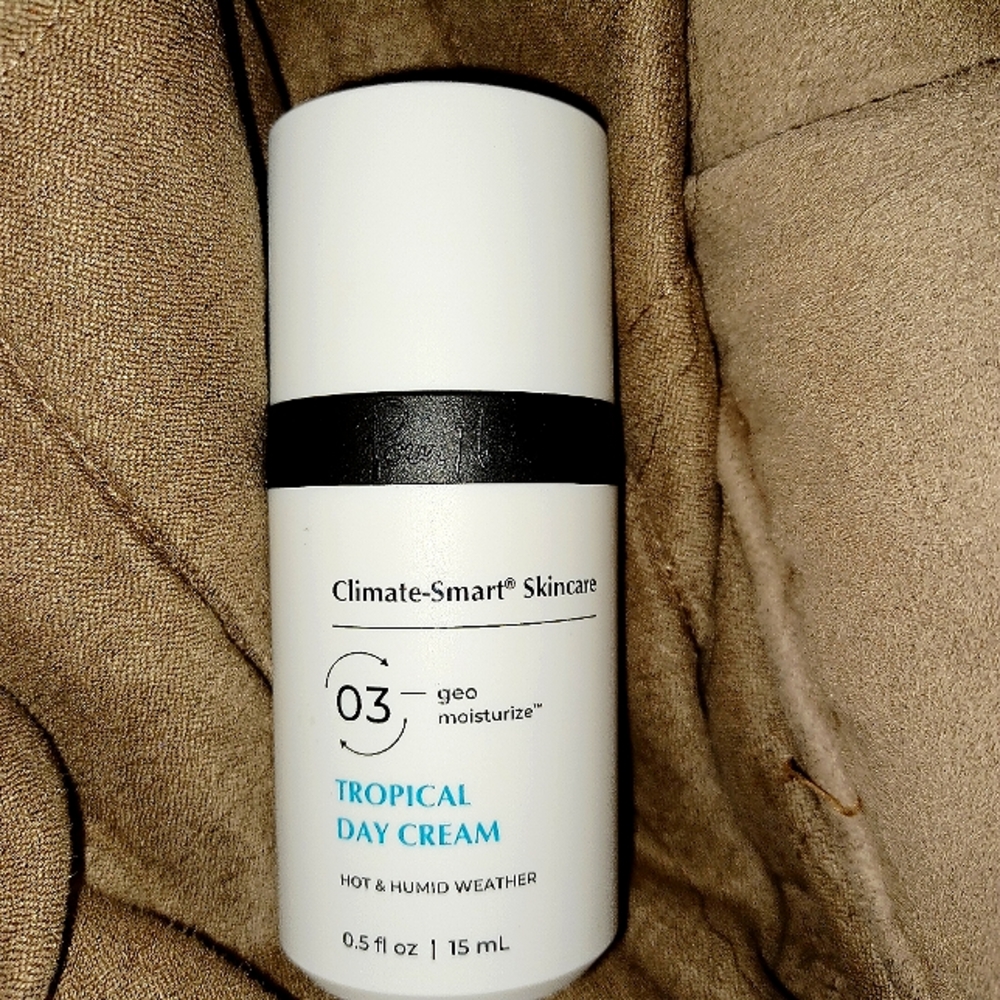 Pour Moi Tropical Day Cream